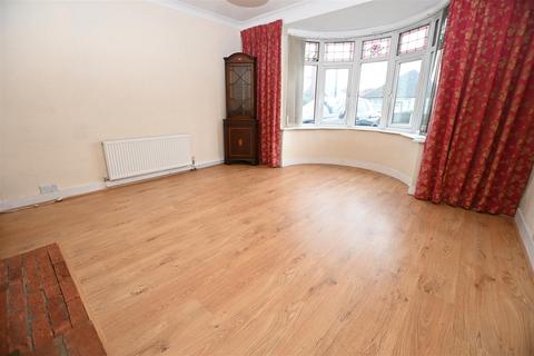 2 bedroom detached bungalow for sale, The Parkway, Canvey Island SS8