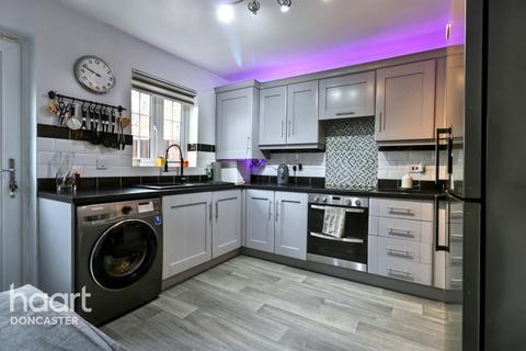 53 Greenfield Lane, Balby, Doncaster, DN4 0PW