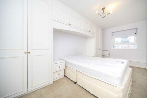 undefined, Aldersgate Street, London EC1A