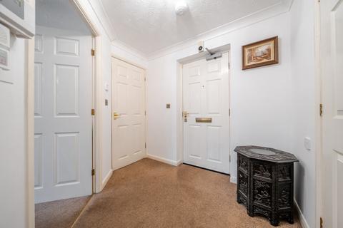 1 bedroom apartment for sale, Cathedral View Court, Cabourne Avenue, Lincoln, Lincolnshire, LN2