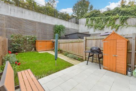 3 bedroom terraced house for sale, Khartoum Parade, Chatham Maritime, Chatham, Kent
