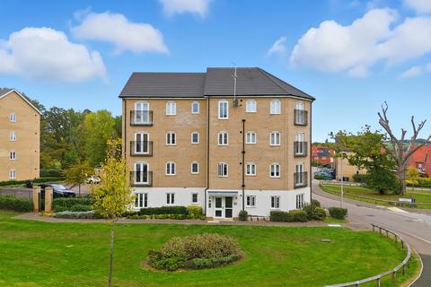 2 bedroom flat for sale, Camellia House, Chigwell IG7