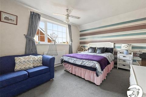 3 bedroom bungalow for sale, Burleigh Close, Rochester, Kent, ME2
