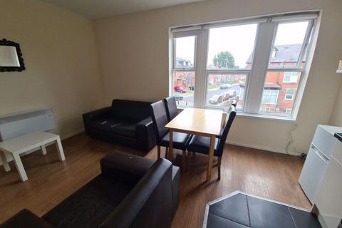 35b Headingley Mount, Leeds LS6