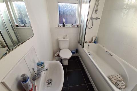 undefined, 35b Headingley Mount, Leeds LS6