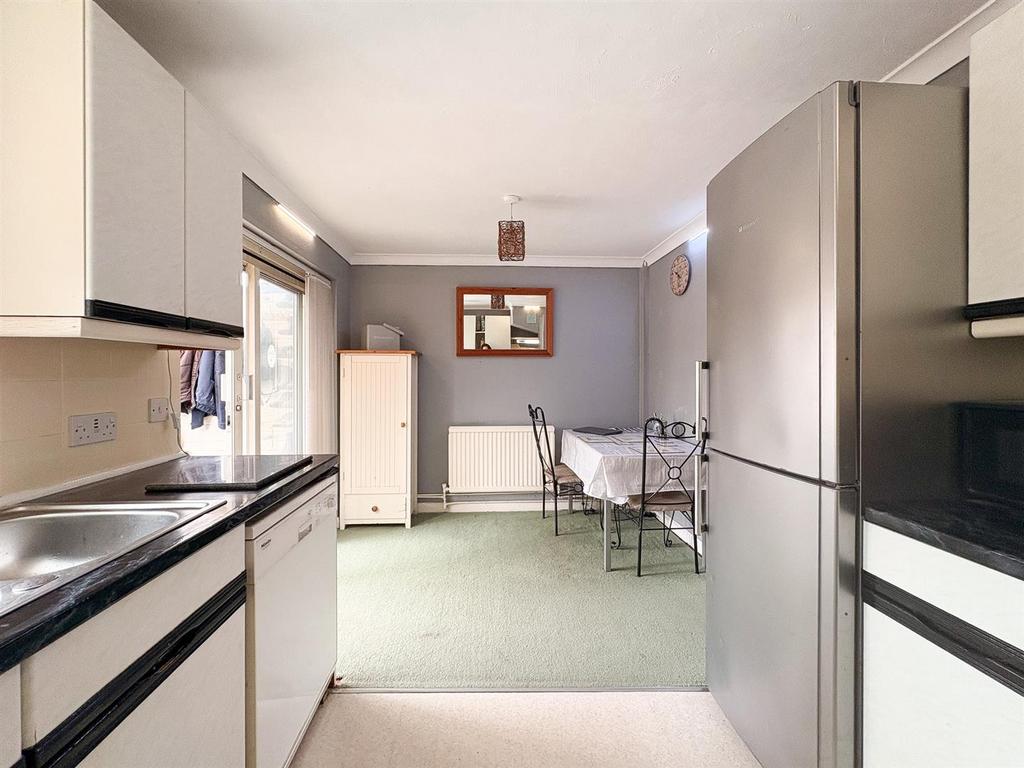 Dining room.jpg