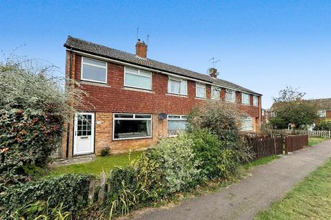 3 bedroom end of terrace house for sale, Fairlea Close, Burgess Hill