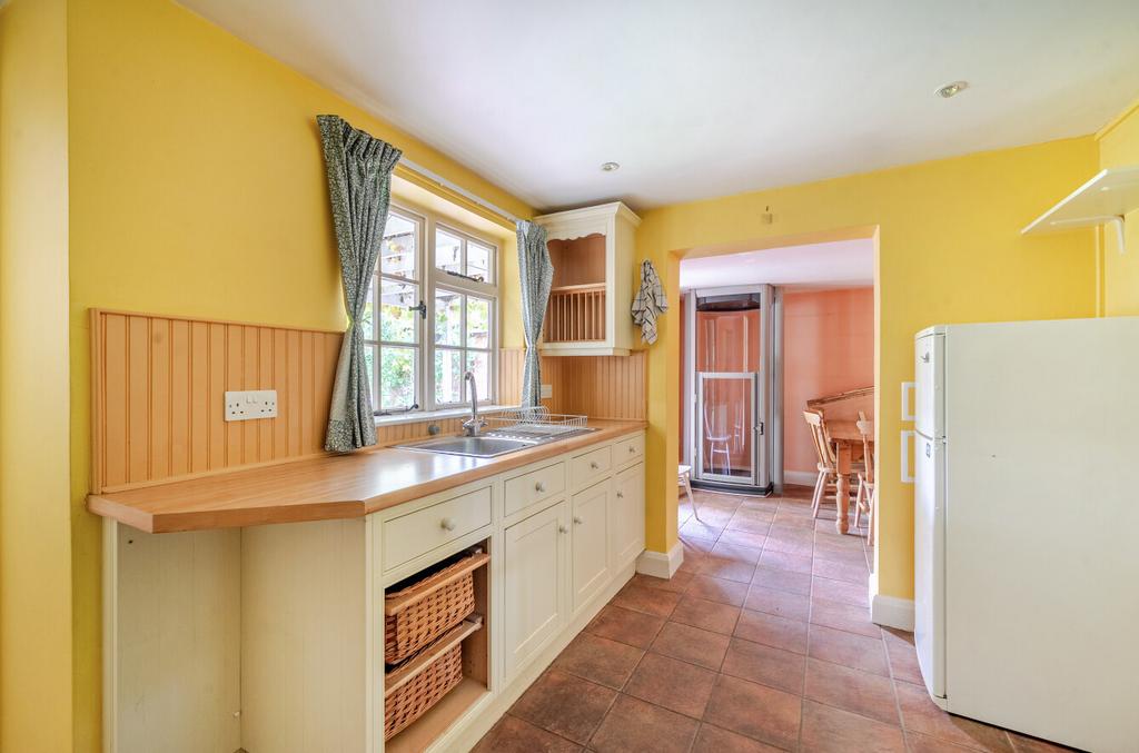 1369334-23-68ef7b...