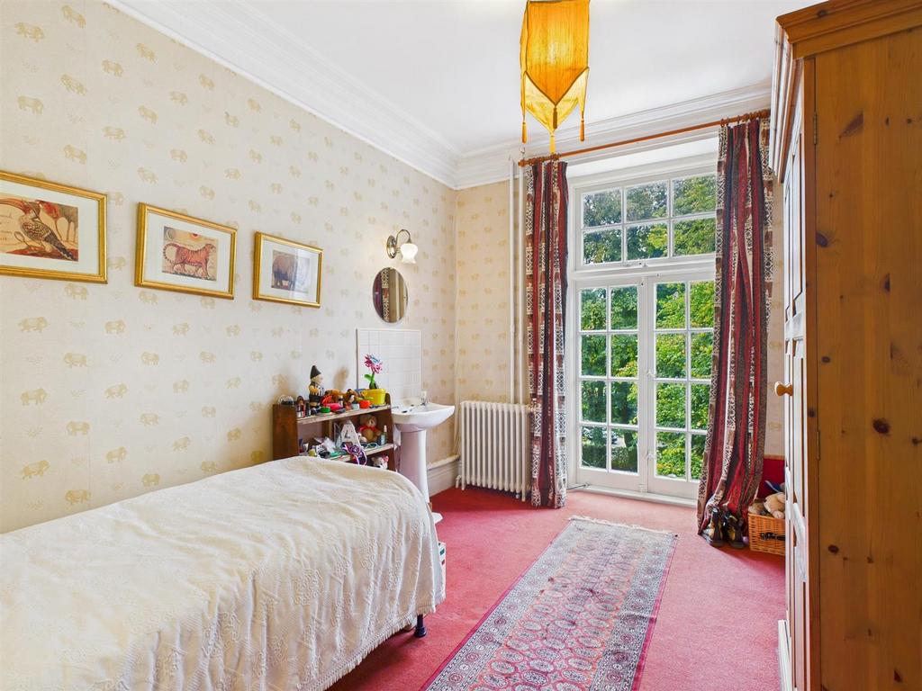 CAM03145 G0-PR0418-STILL034.jpg