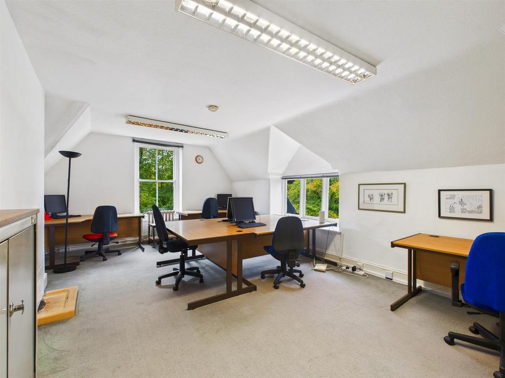 CAM03145 G0-PR0418-STILL044.jpg