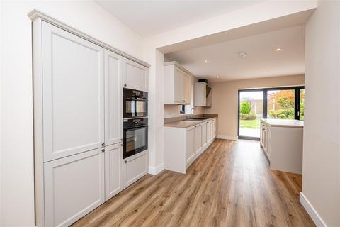undefined, 9 Fibbersley, Wednesfield, Wolverhampton, WV11 3SU