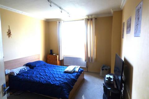 1 bedroom flat for sale, Eveline Lowe Estate, London