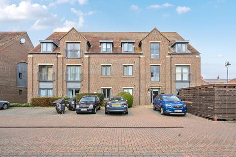 2 bedroom flat for sale, Heritage Way, Hampshire PO12