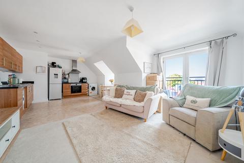 2 bedroom flat for sale, Heritage Way, Hampshire PO12