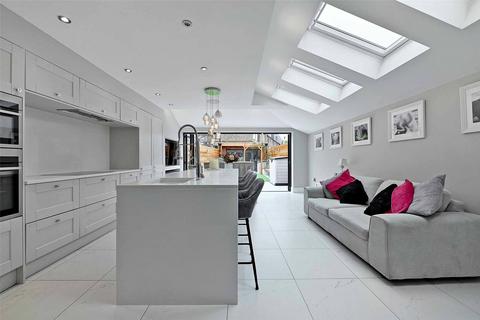3 bedroom end of terrace house for sale, Bolton Road, Windsor, Berkshire, SL4