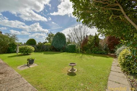 2 bedroom detached bungalow for sale, Birkdale, Bexhill-on-Sea, TN39