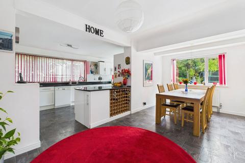 5 bedroom detached house for sale, Rectory Road, Worthing, BN14 7PN