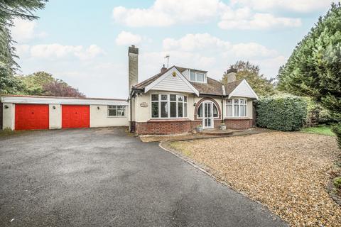 4 bedroom detached house for sale, Marlborough Road, Chiseldon, Swindon, SN4