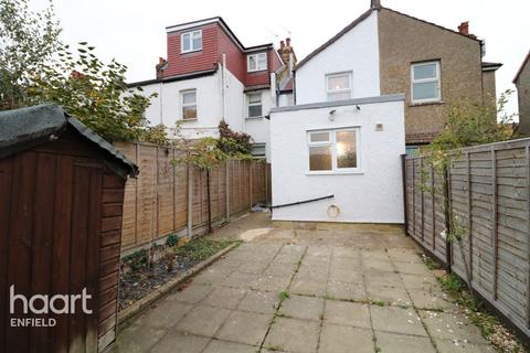 undefined, Chelmsford Road, London