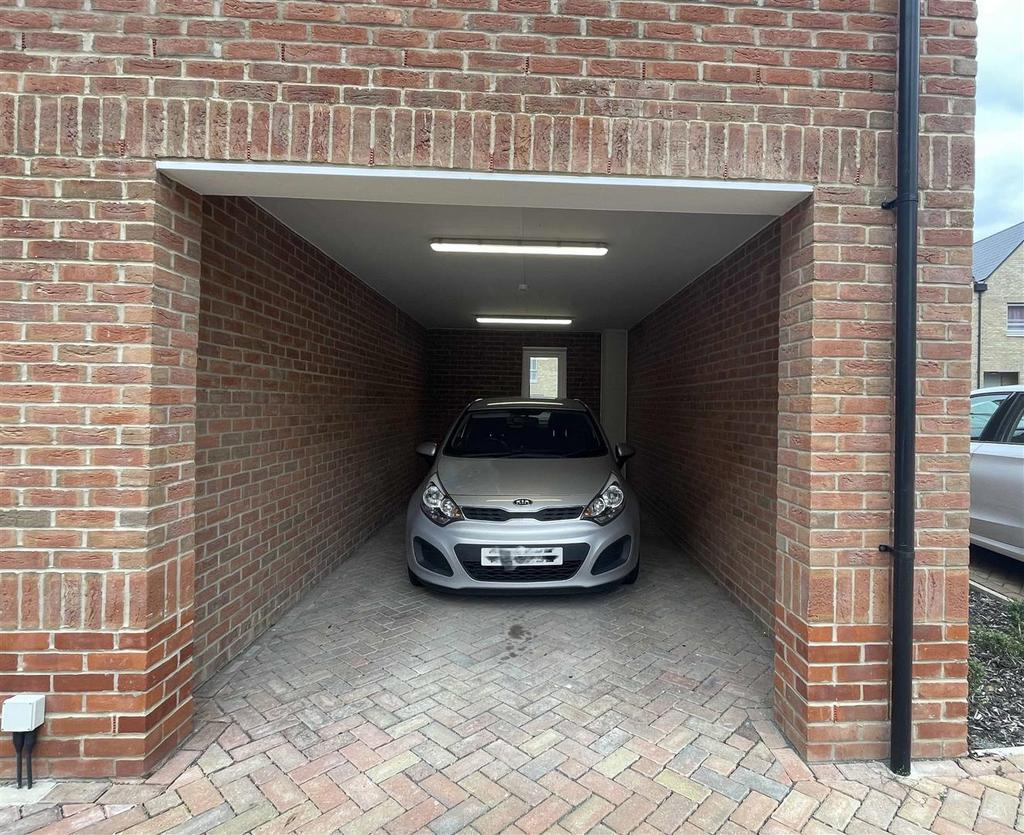 Parking.jpg