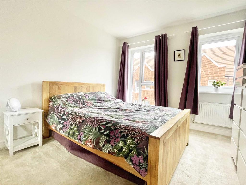 Bed4.jpg