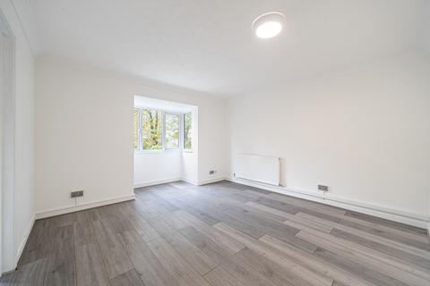 undefined, Derwent Road, London, SE20