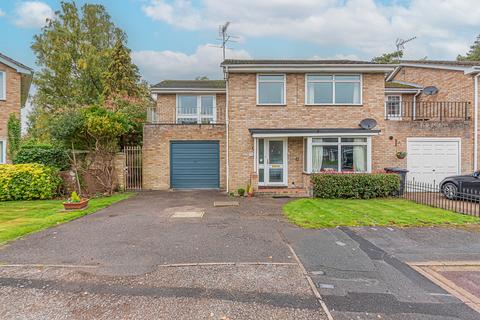 undefined, GAINSBOROUGH DRIVE, ASCOT, BERKSHIRE, SL5 8TA