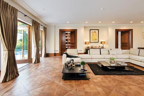 9 bedroom detached house to rent, COURTENAY AVENUE, KENWOOD, N6
