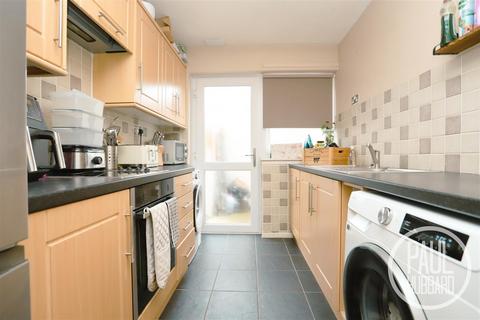3 bedroom terraced house for sale, Bramble Green, Lowestoft, NR32