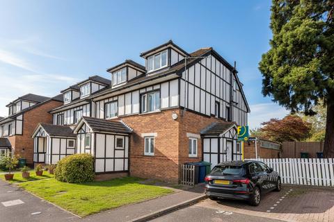 undefined, Heton Gardens, Hendon, London, NW4