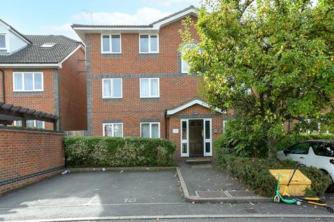 2 bedroom flat for sale, Gade Close, Watford, WD18