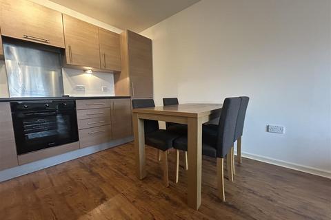 2 bedroom apartment to rent, The Boulevard, Didsbury, Manchester