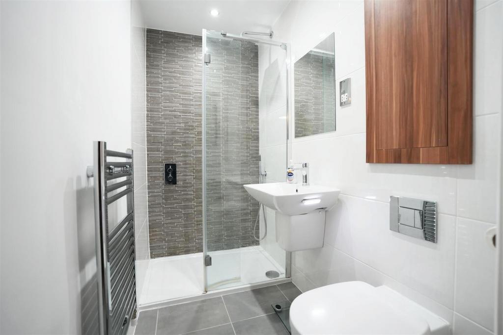 Ensuite
