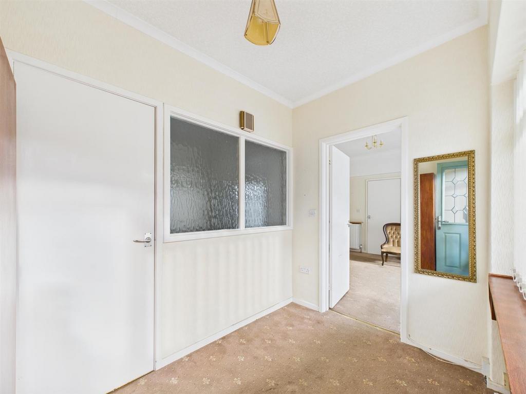 Hallway.jpg