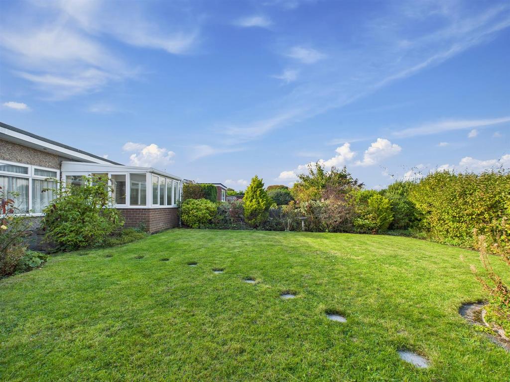 Garden 2.jpg