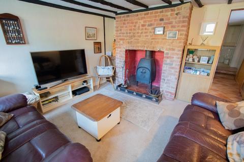 4 bedroom detached house for sale, London Road, Rockbeare