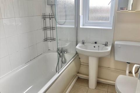 undefined, Redford Close, Feltham, Middlesex, TW13