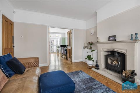 undefined, Brendon Way, Enfield, EN1