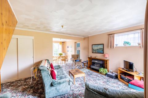 4 bedroom end of terrace house for sale, Greenacres, Oxted, RH8