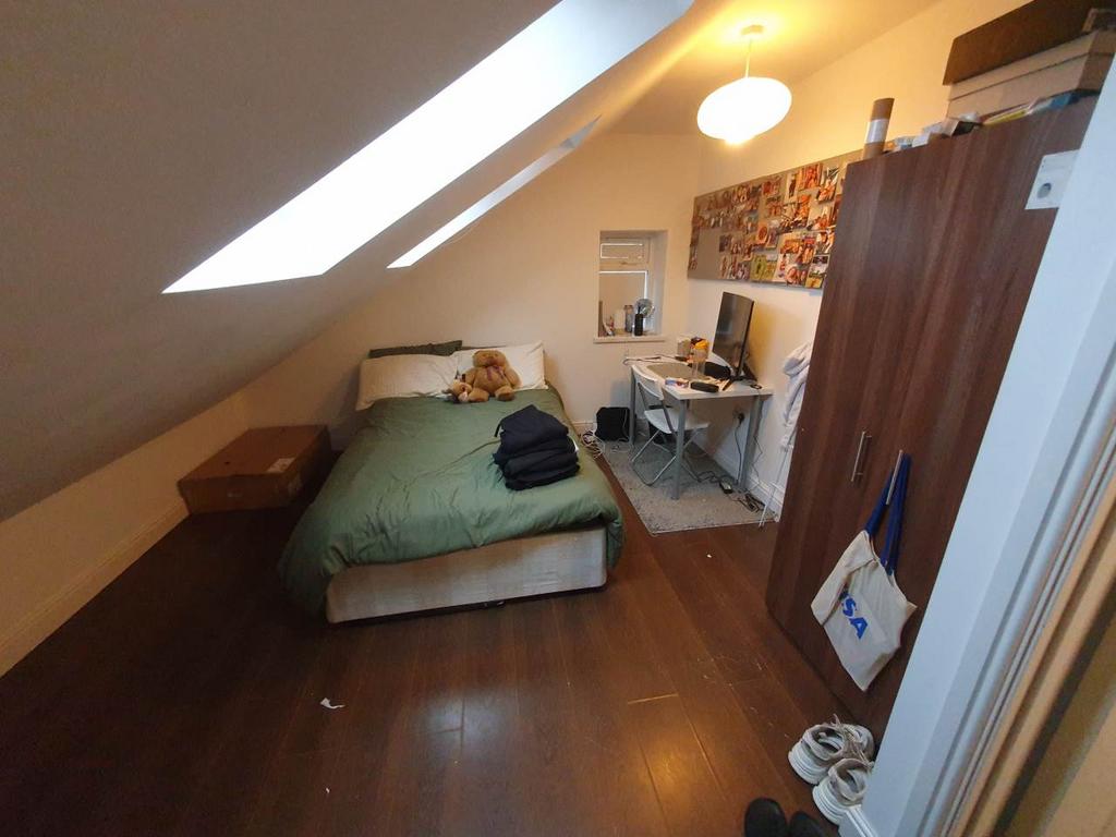 Bedroom 8