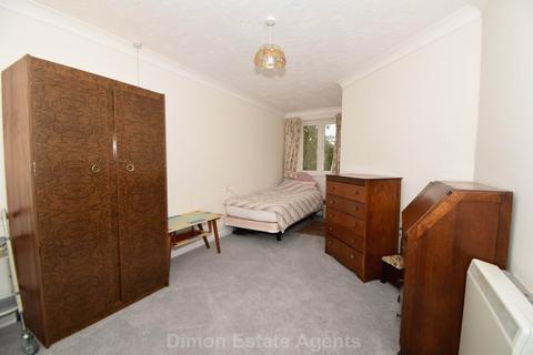 2 bedroom retirement property for sale, Canberra Court, Gosport