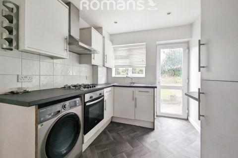 3 bedroom semi-detached house to rent, Hughenden Avenue, High Wycombe, HP13