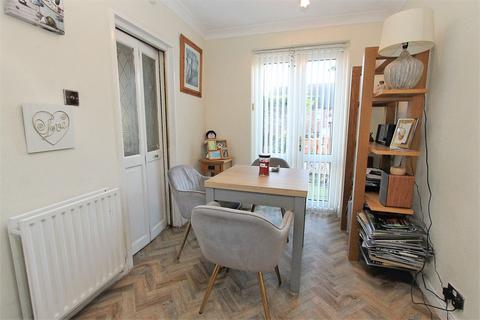 2 bedroom end of terrace house for sale, Fairfield Road, Wordsley, Stourbridge, DY8