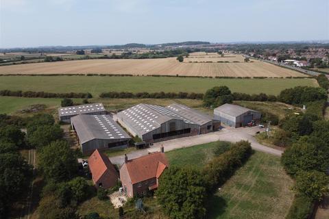 4 bedroom farm house for sale, Sycamore Farm, Plumtree
