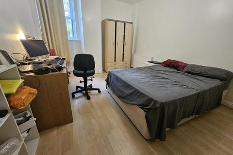 undefined, Moorland Avenue, Leeds LS6