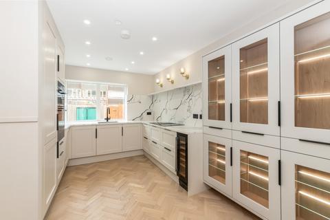 3 bedroom semi-detached house for sale, Artisan Mews,  Bromley, BR1