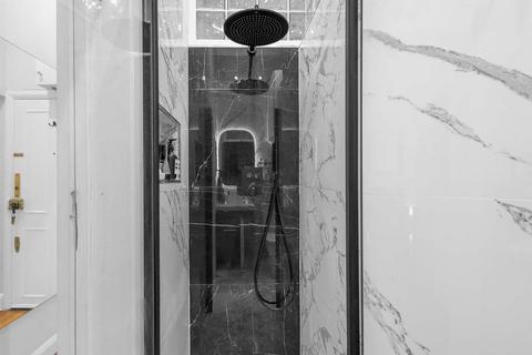 1 bedroom apartment for sale, 143 Holland Park Avenue , London, W11