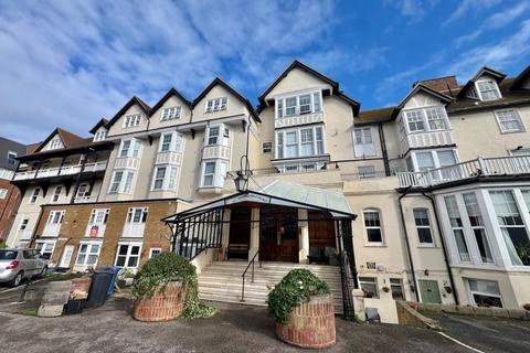 1 bedroom flat to rent, Beach Road, Westgate-on-Sea, Kent, CT8
