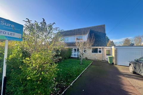 3 bedroom semi-detached house to rent, Ratcliff Lawns Southam Cheltenham