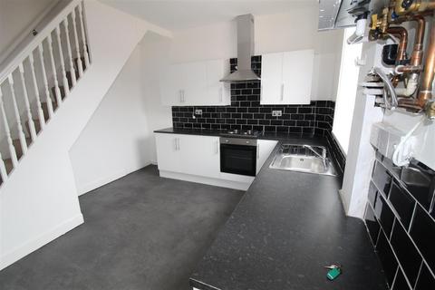 2 bedroom terraced house for sale, Bury Road, Bolton